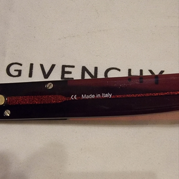 Authenticated Givenchy Sunglasses - Picture 10 of 12